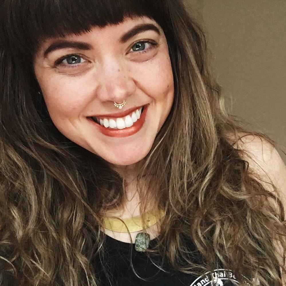 Meet your Posher, Laurena